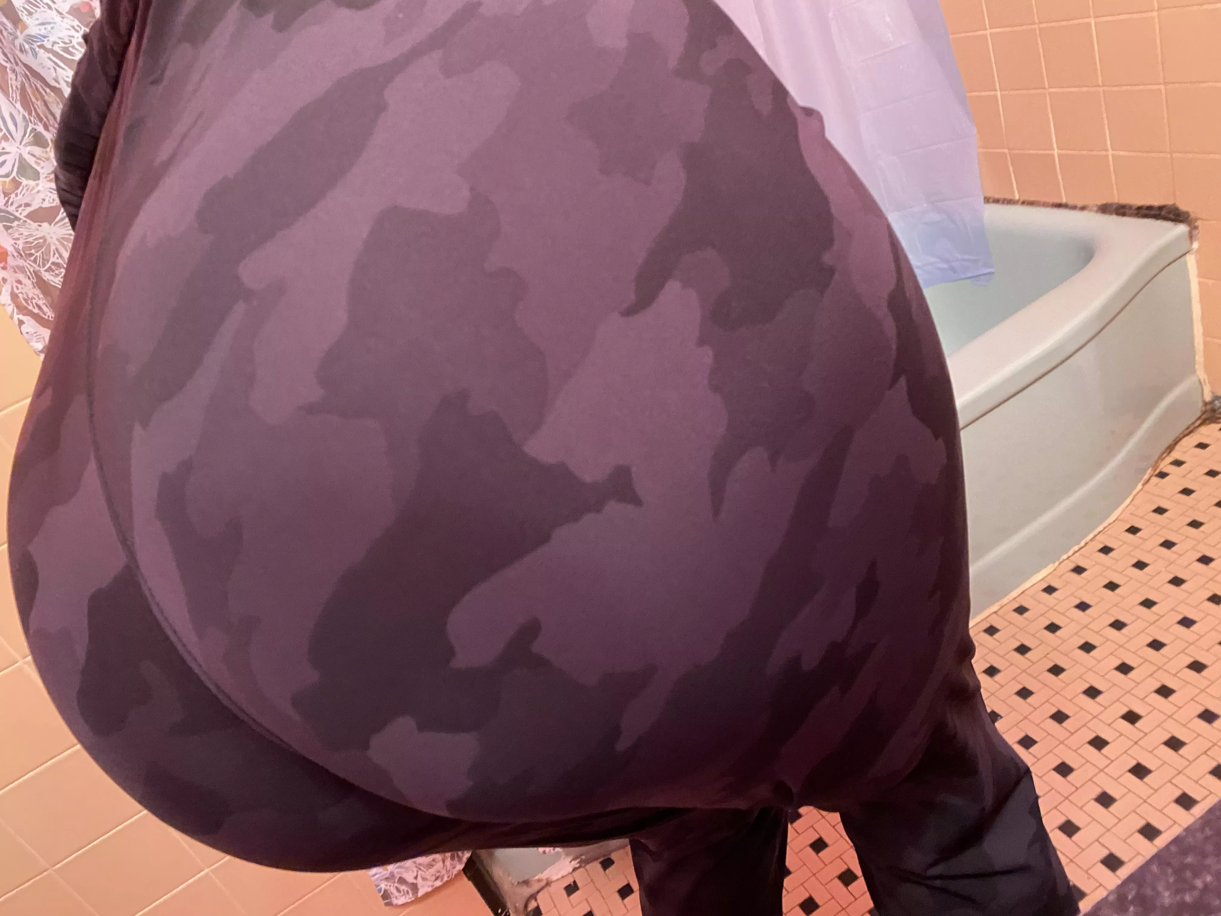 Body looks posted by Kendra44