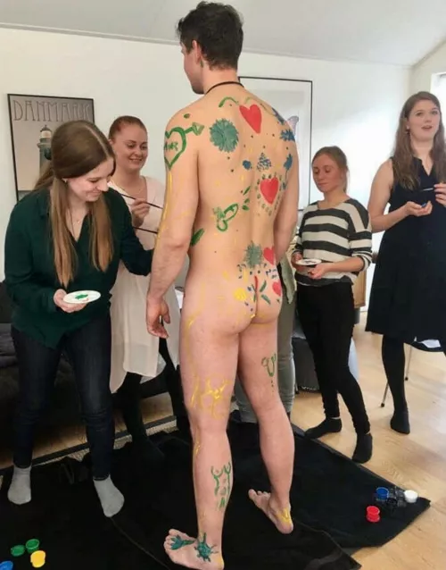 Body painting by hazingisamazing