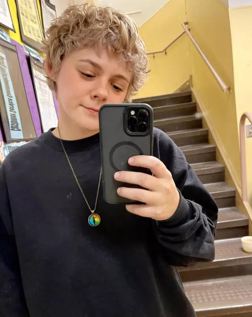 boi with a fresh perm by kaysowut