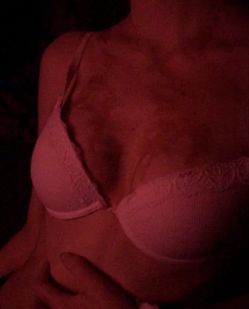 Boobs juice 🔥🔥 by Reddit_Radeco_Rammen