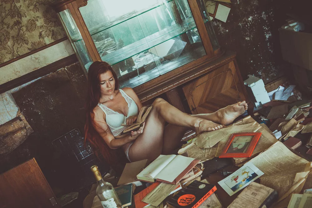 Bookworm posted by ghostofhumid