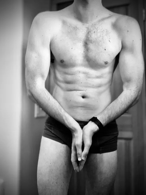 Booster shot yesterday has got me looking stronger than I feel 🤒