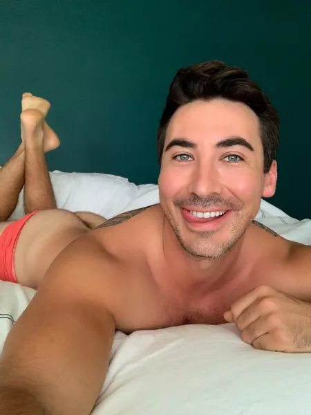 Booty and smiles 😁 by connorsworld4