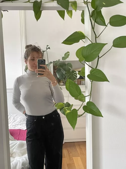 borderline by adile_like-in-a-lay