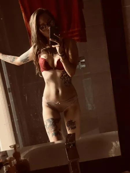 Bored and a bit tipsy in lockdown by sabrme