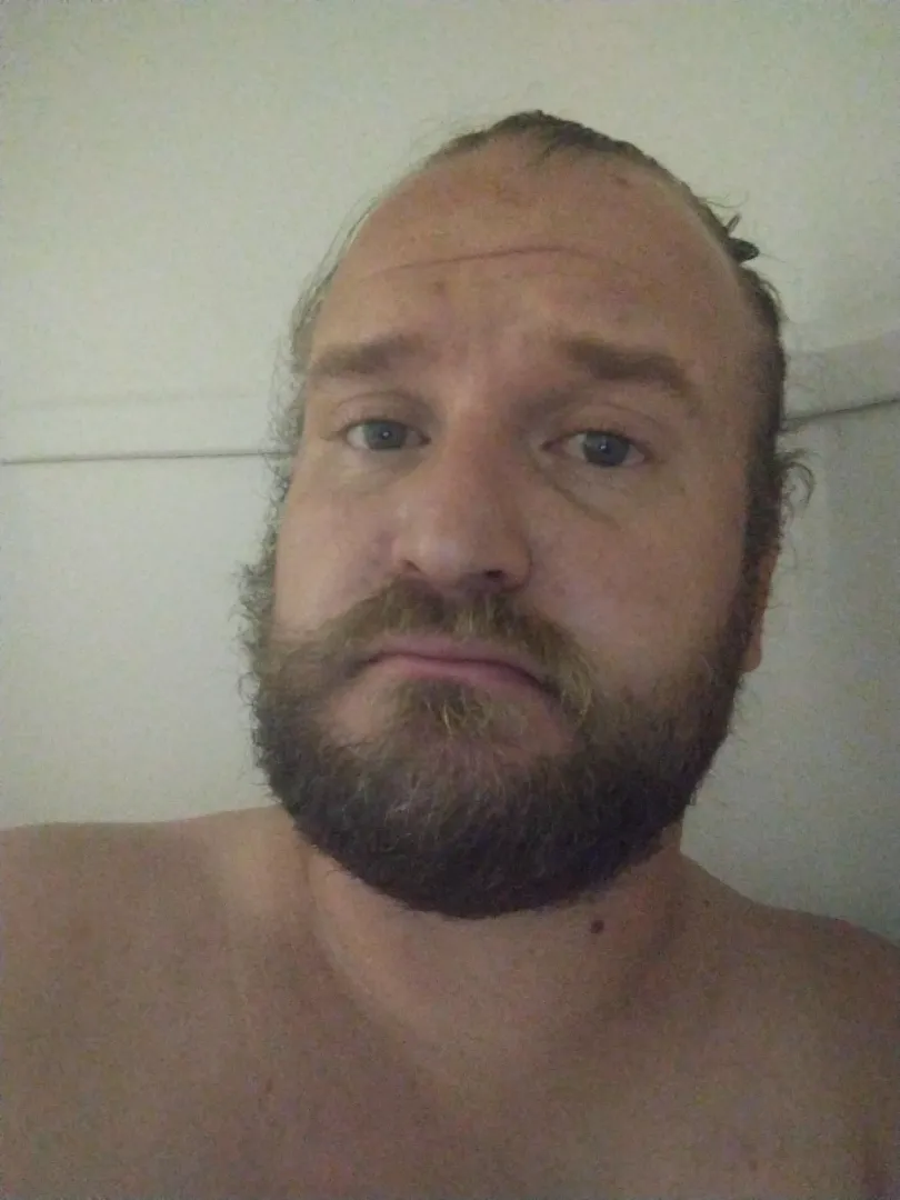 Bored as hell in northern Utah. Looking for someone to chat with, vent to and hear their gripes. Anyone interested? posted by livewiresparky