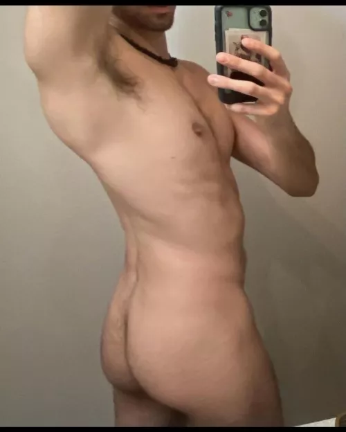 Bored hmu 😊 by neosporin1991