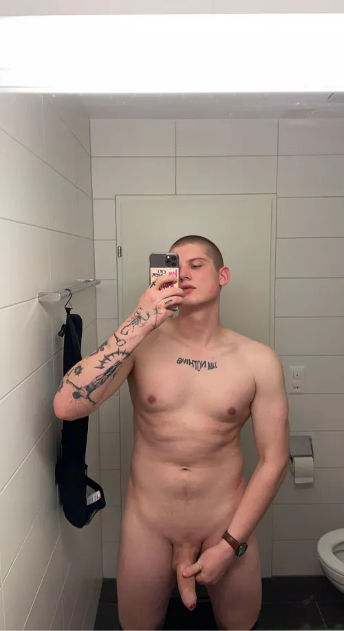 Boring evening :) by dagorladotha