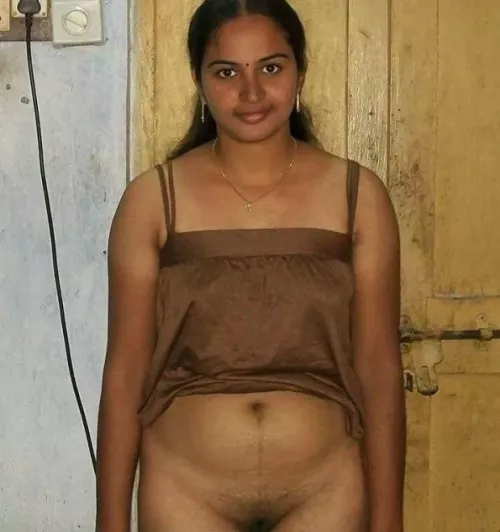 Bottomless cunt ready for some 🍆 and 💦 by Huddlestone