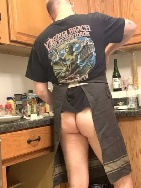 Bottoms up by thomegemcity