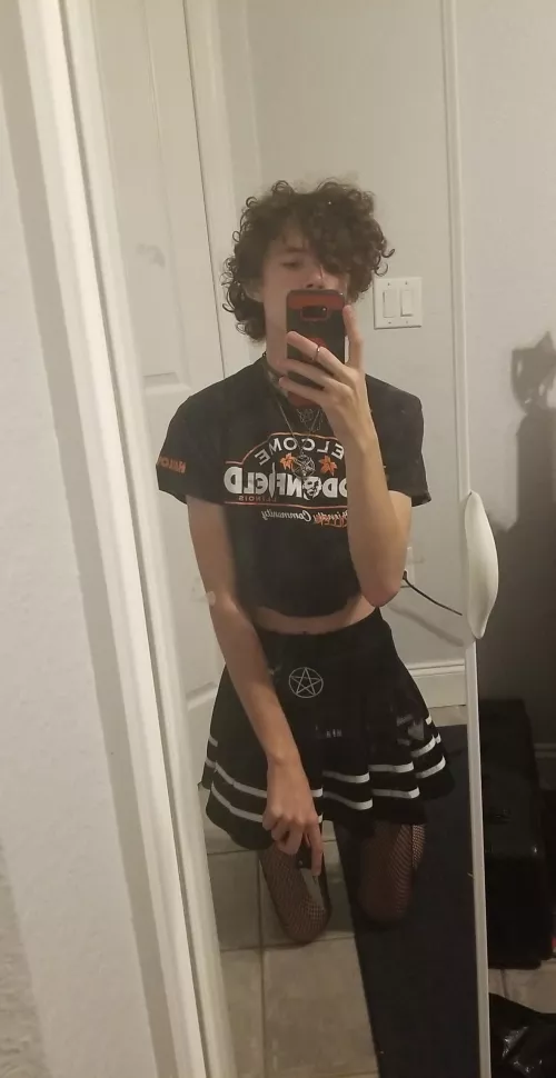 bow down before me 😈 by Aquatic-jay