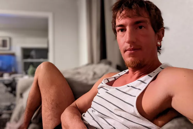 Boyfriend is rearranging the living room, and all I want to do is play Overwatch... by Onilink008