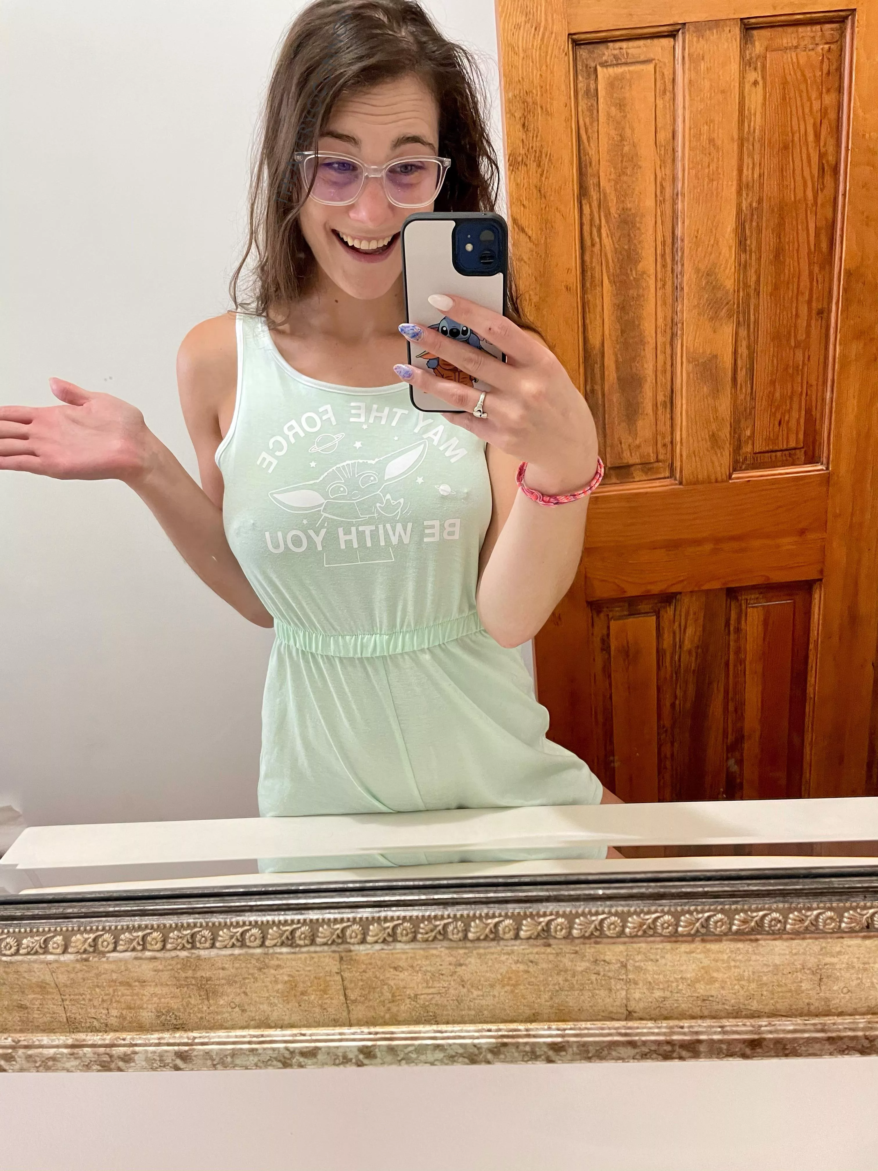 Braless AND a Star Wars fan? Oh yeah—I’m a little nerd posted by TheAveryOConnor