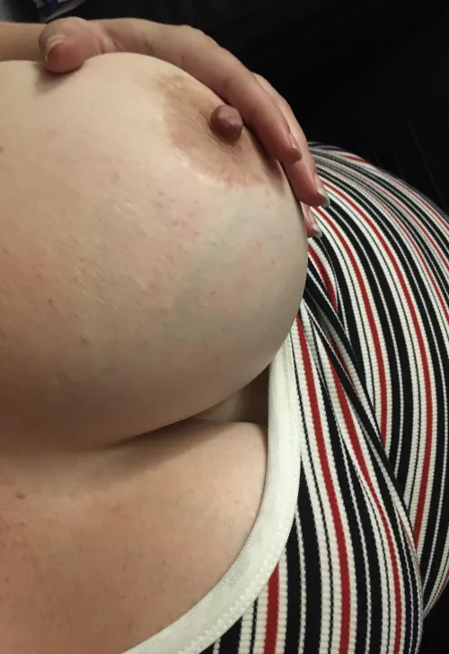 Braless and free as all boobs should be 😏😘 by Tinkerbell_in_Pink