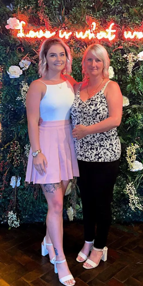 Braless with Mum by brittxteasex