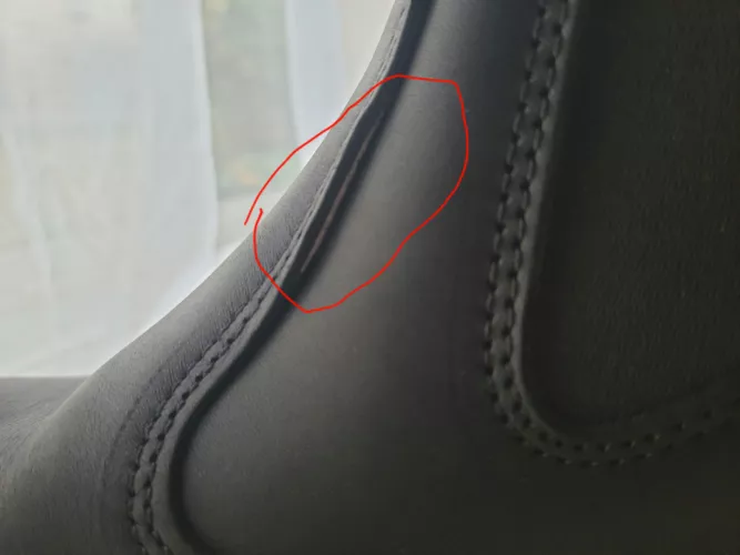 Brand new Redbacks, is thus normal? It's on boots. by SpicyQosmo