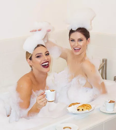 Breakfast and bath by bubblr