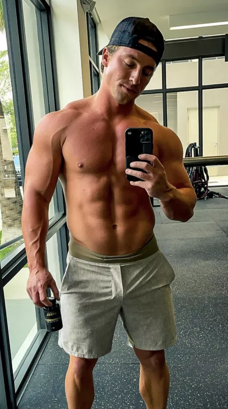 Brett by MrMisterDirtyThirty