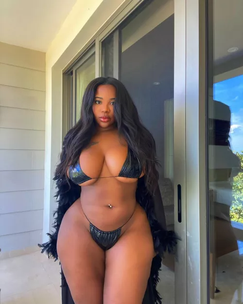 Brianna Francisco by Poualonai