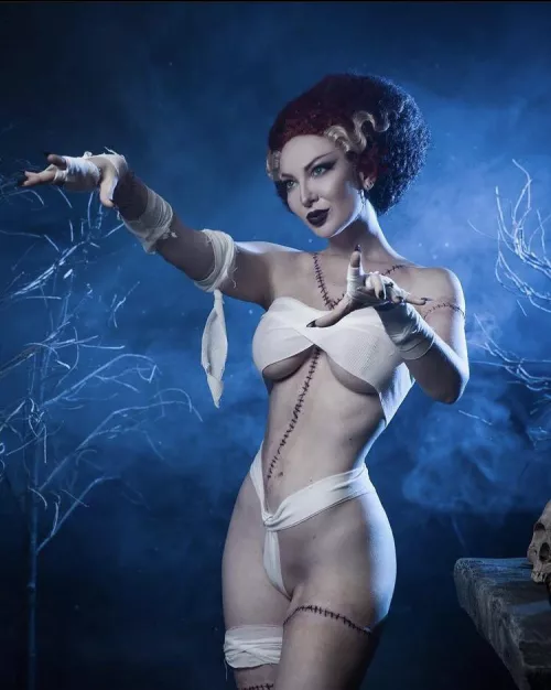 Bride of Frankenstein by Ashlynne Dae by PM_me_Leeloo_Cosplay