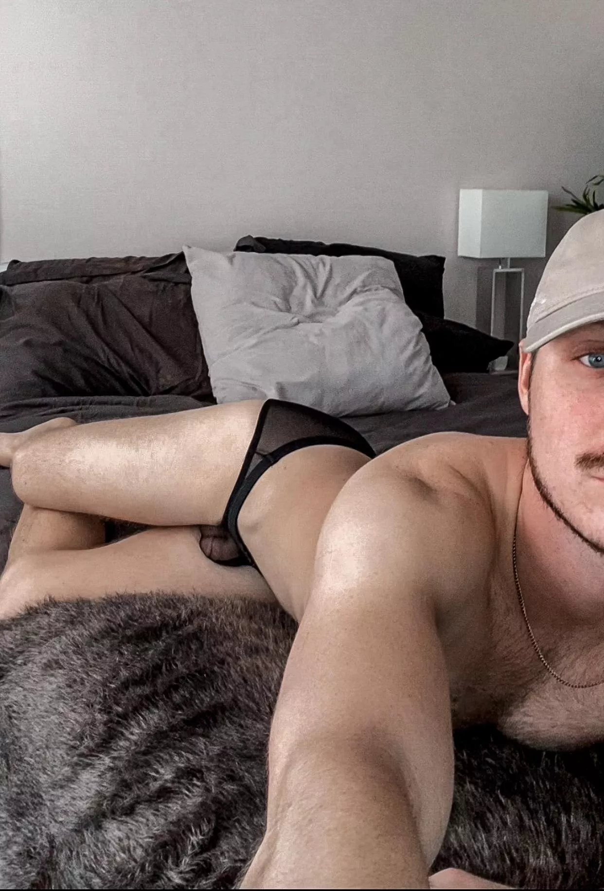 Bring your sexy ass over here 😈 posted by TheNickTaylor