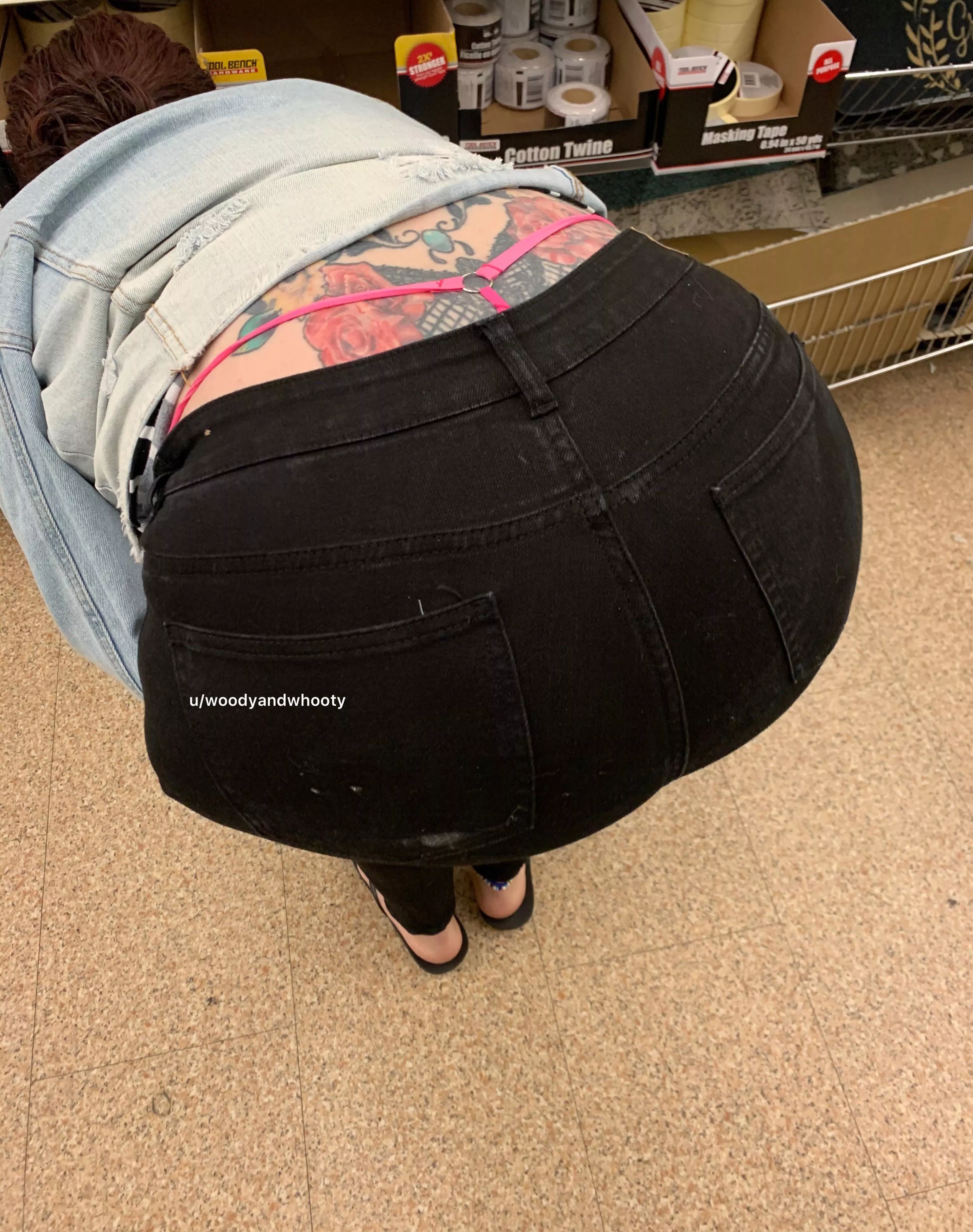 Bringing back the whaletail 😏 posted by woodyandwhooty