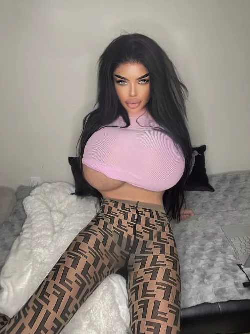 Bristyn Dawn pumped up perfection by oxford_stud