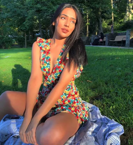 British Indian Beauty by tenant69