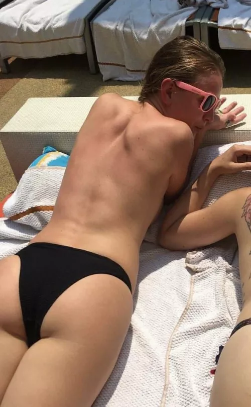 Britt Robertson by Orlon101