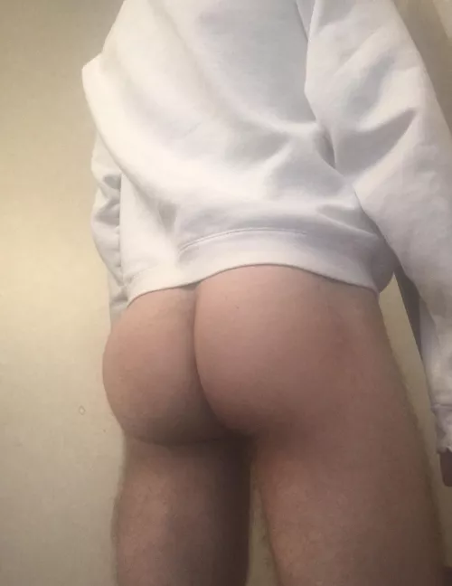 bro can you help me stretch out my tight ass? by stargaysing1