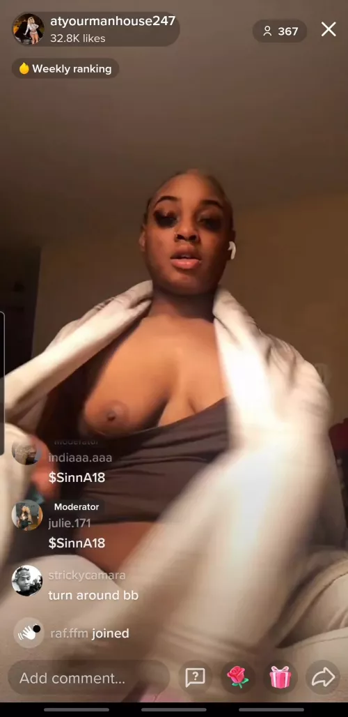 Bro she flashin, name in pic by Sorrygamerboi