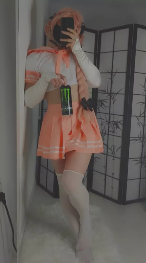 Brought a drink and headpats :3 by g1gauwu