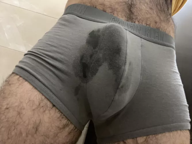 Browsing Reddit..... few moments later by love4green20