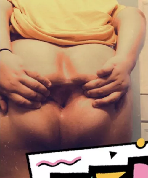 Bttm looking for a daddy (30+) in North Carolina by chubyteen