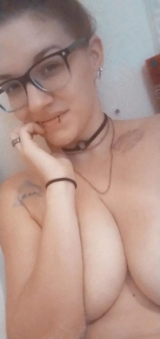 Bubble bath and smirks 😏 it's how I roll (28F) posted by Puzzleheaded_Ad6738