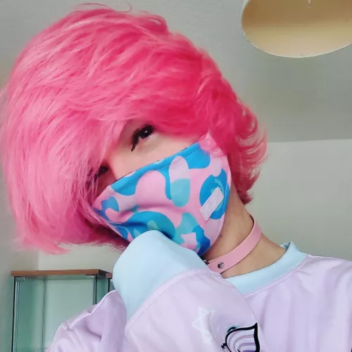 Bubble gum pink >w< how does it look though 👉🏻👈🏻🥺 by Kai-Red