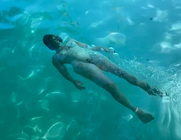 Bubblesuit by mrs_kinkybooks