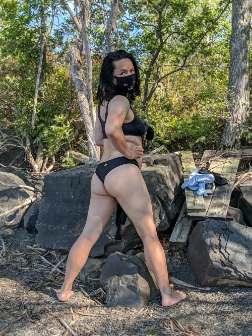 Bubbly butt by ukekitty