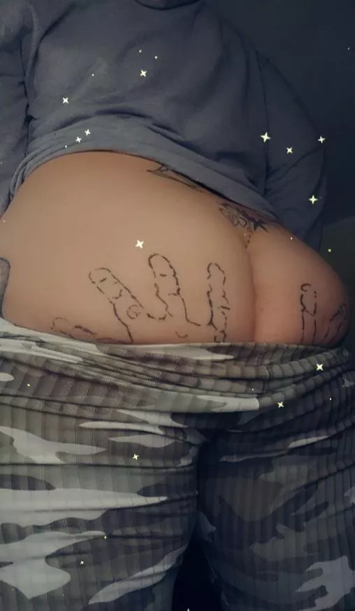 Built for smothering you posted by MistyPlay