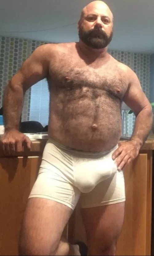 bulging by peludoporfavor