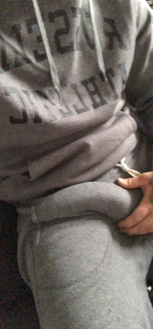 Bulging in this cold weather by ExtensionPressure857