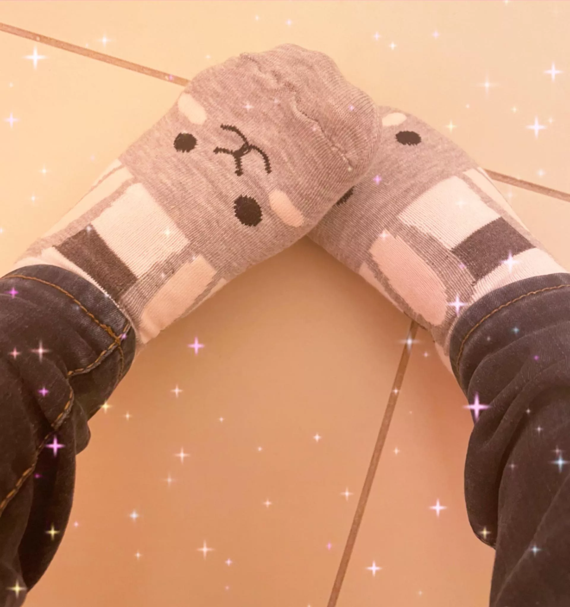 Bunny socks! Happy Christmas everyone! 🤍🎄☃️ posted by Wallflower_LittleOne