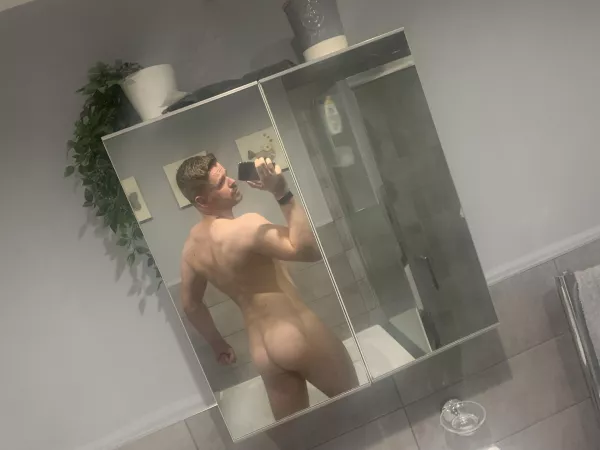 Buns 🍔 by Robrocky94