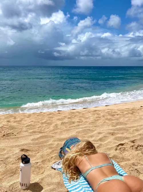 Buns out by civilrainy