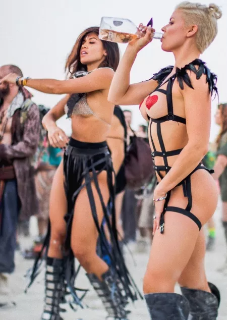 Burner chicks by ohjioh