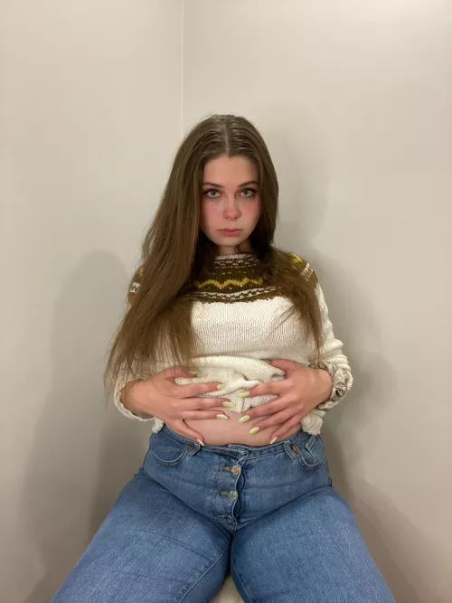 bursting at the seams by itsjennifersbody