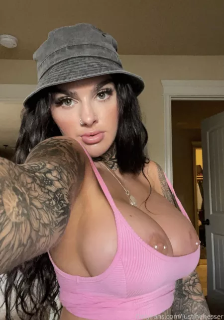 bursting out by Jnikkki