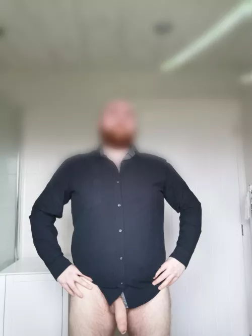 Business in the front and a party in your back. Have a relaxing sunday by Grizzly-Red-Beard