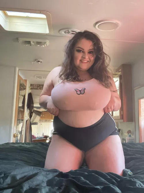 Busting out of this top by Bigtits46306