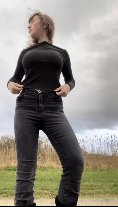 Busty 18 y/o babe by callmestasia